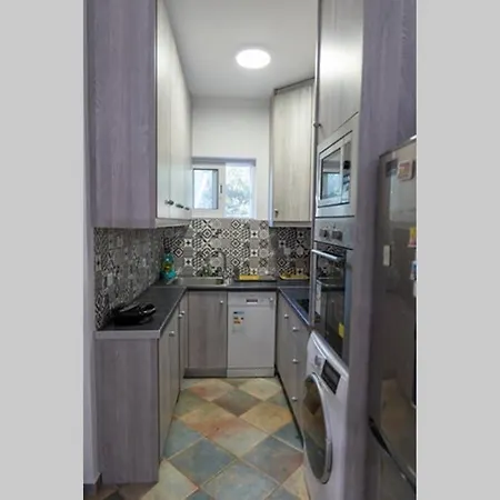 Corinthian Lemon Apartament *