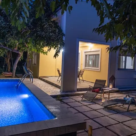 Corinthian Lemon Apartament Vrahati