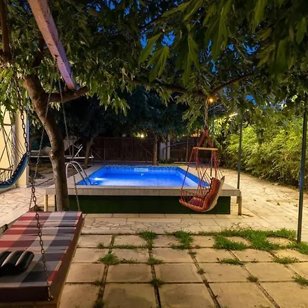 Apartament Corinthian Lemon Vrahati