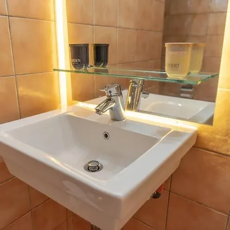 Apartament Corinthian Lemon *